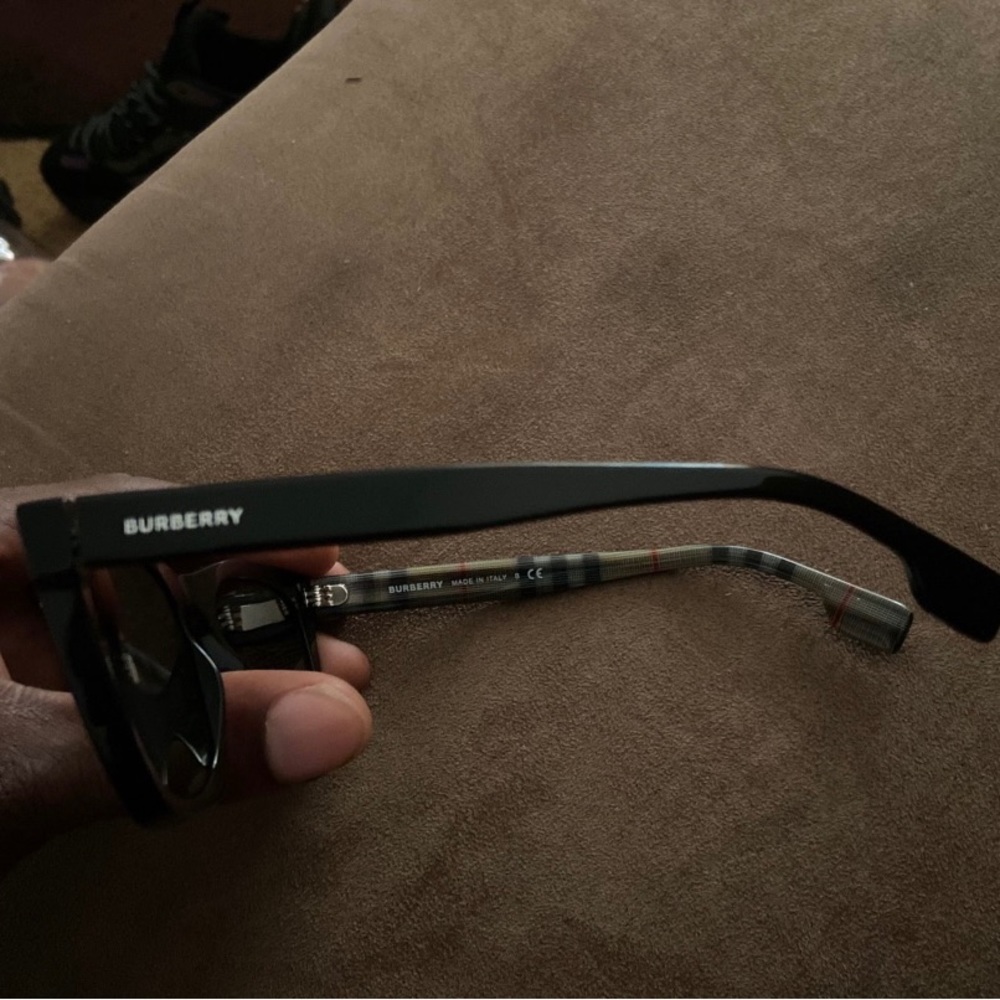 Burberry sunglasses